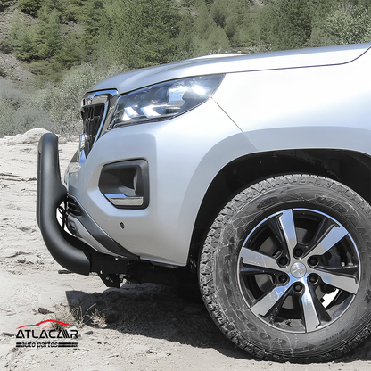 Tumbaburros De Parilla 4x4 Nissan Np300 2016-2021 Negro